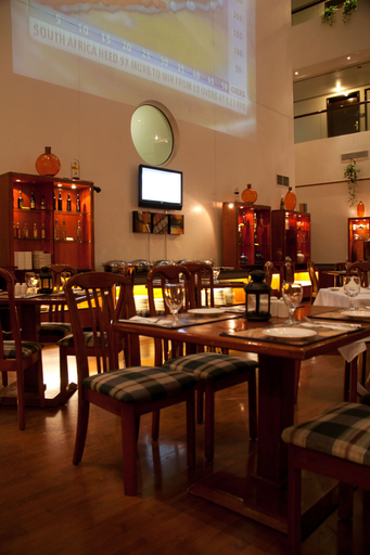 Food & Drinks 5, Aavri Hotel Deira, Dubai