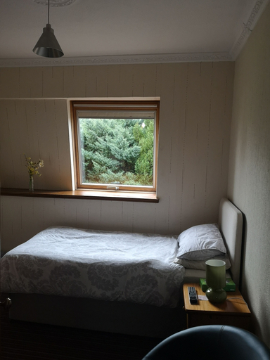 Bedroom 2, Granville guest house, Aberdeen