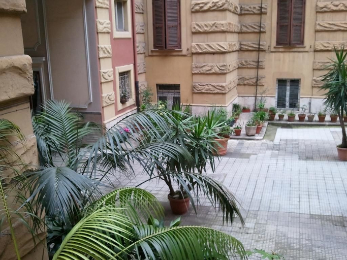 Exterior & Views 2, Isabel Guest House, Rome