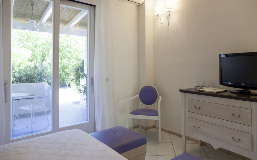 Bedroom 3, Hotel Mea - Aeolian Charme, Messina