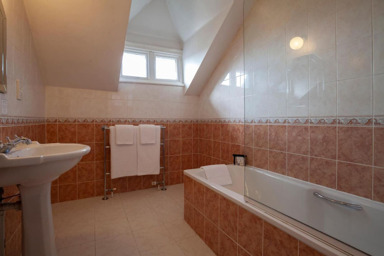 Bathroom 4, Ashley Hotel, Cambridgeshire