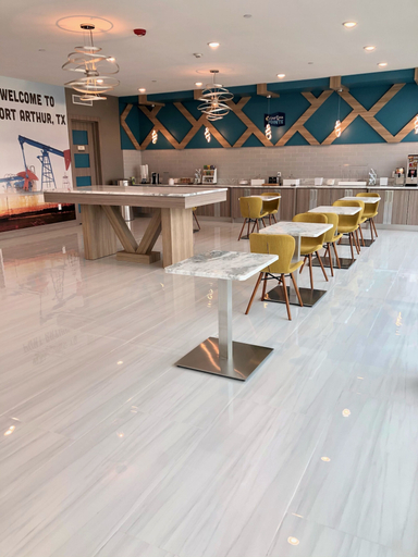Food & Drinks 5, Clarion Pointe Port Arthur-Beaumont South, Jefferson