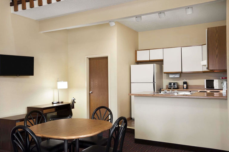Others 5, Super 8 by Wyndham Salem, Marion