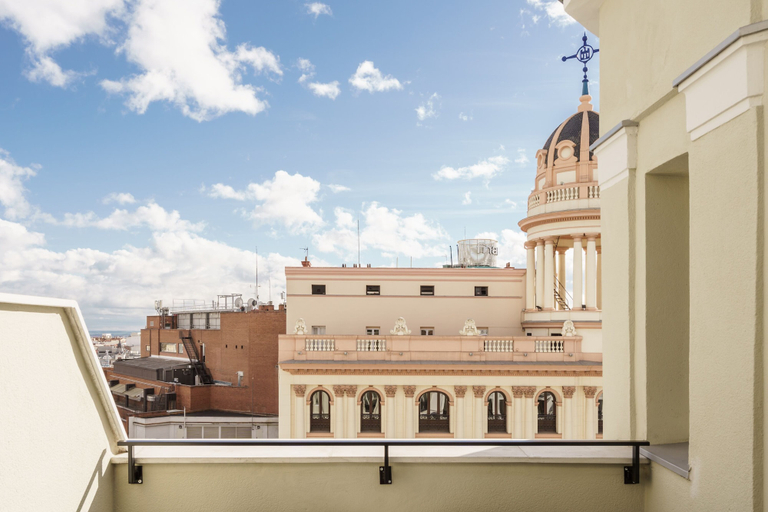 Exterior & Views 2, SmartRental Collection Gran Via Centric, Madrid