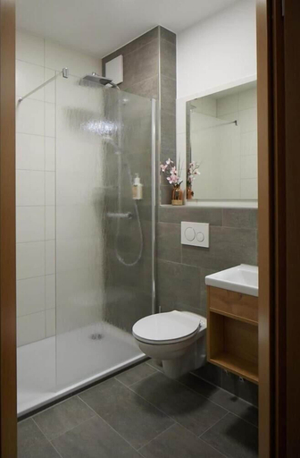 Bathroom 3, Gasthof & Pension Kettler, Fürth