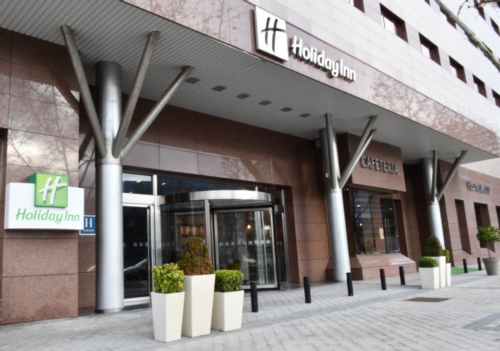 Holiday Inn Madrid - Las Tablas - Tap to explore photos