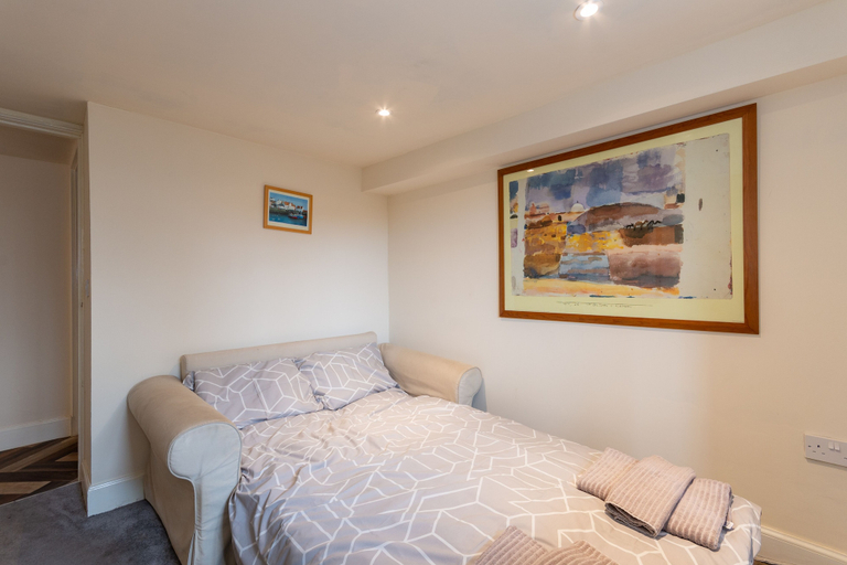 Bedroom 3, Cellardyke 3-bed Cottage, Sleeps 6 by Seafront, Fife