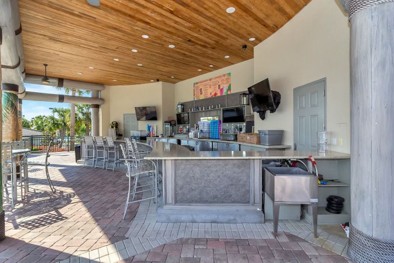 Food & Drinks 5, Insight Hospitality, Osceola