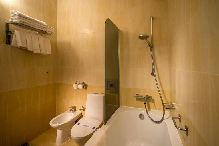 Bathroom 3, Kyivskaya Russ Resort, Drohobyts'kyi