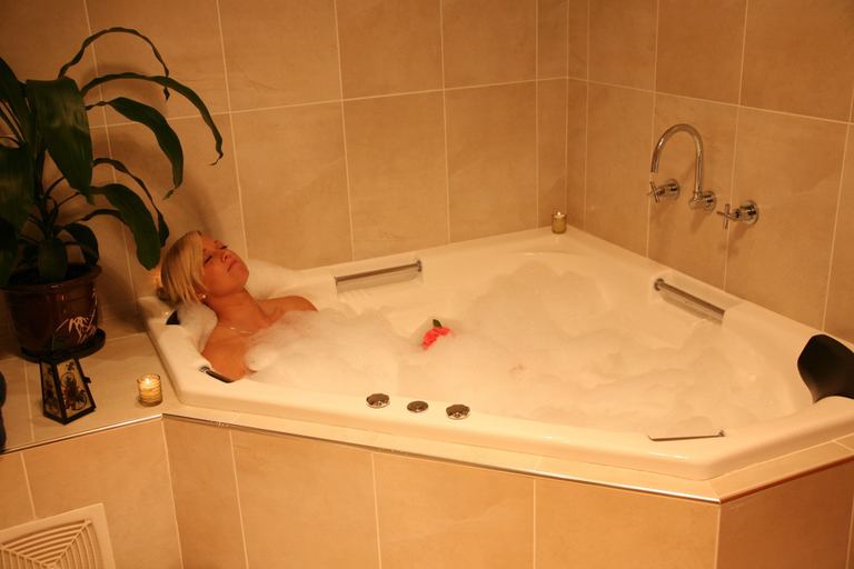 Bathroom 5, Lavender House B&B, Wyong - South and West