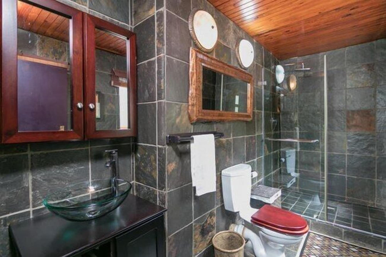 Bathroom 4, Knysna Lodge Self Catering Accommodation, Eden
