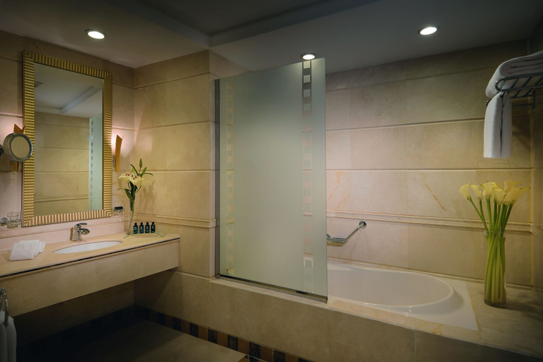 Bathroom 5, Mövenpick Hotel Qassim