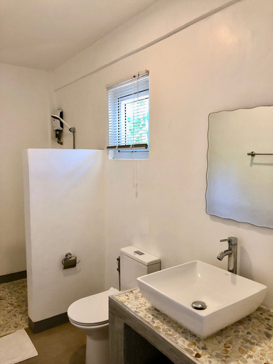 Bathroom 3, Sunset Cove Beach & Dive Resort, Romblon