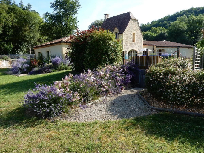 Exterior & Views 2, Le Hibou Heureux, Dordogne