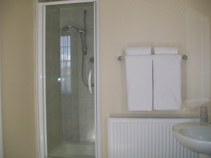 Bathroom 5, Chapel House Restaurant with Rooms, Warwickshire