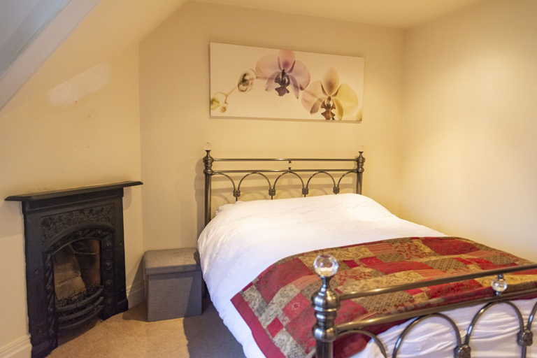 Bedroom 3, The Apartment No 2 The Old Red King Pub, Bury
