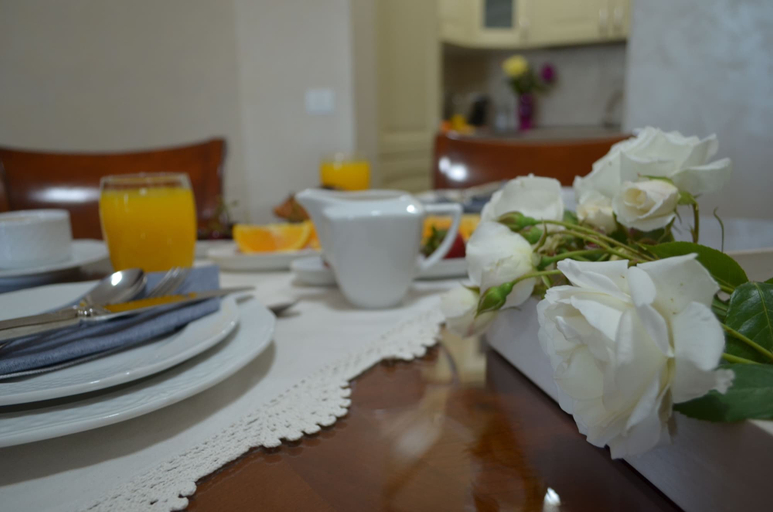 Food & Drinks 5, Aparthotel Luxury Ovidiu Mamaia, Constanta