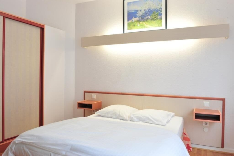 Bedroom 4, Hotel Majestic Alsace, Bas-Rhin