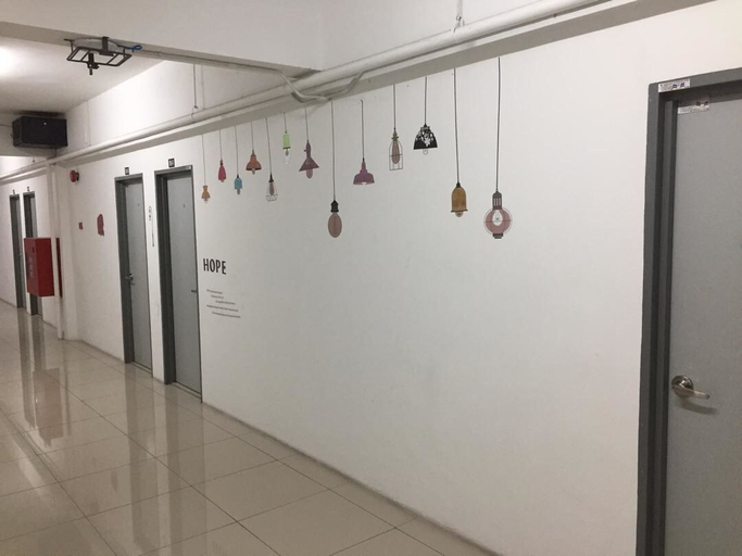 Others 4, Summer Inn, Kampar