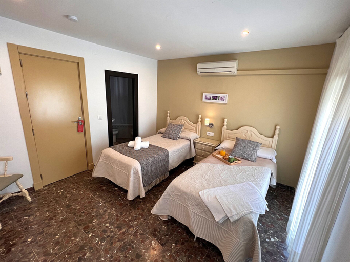Bedroom 4, Hostal La Janda, Cádiz
