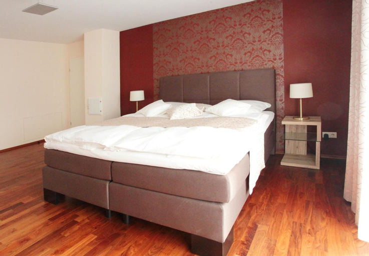 Bedroom 3, Lamex Inn Hotel & Restaurant, Main-Taunus-Kreis