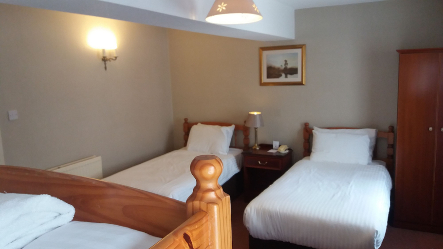 Bedroom 3, Salutation Hotel, Perthshire and Kinross