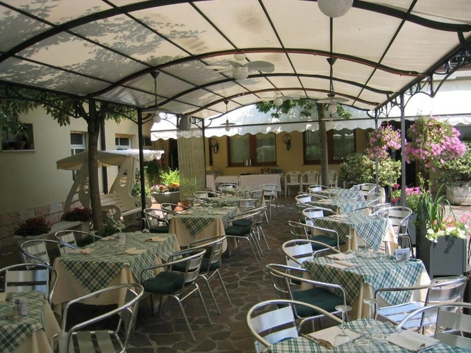 Food & Drinks 5, Hotel Europa, Mantua