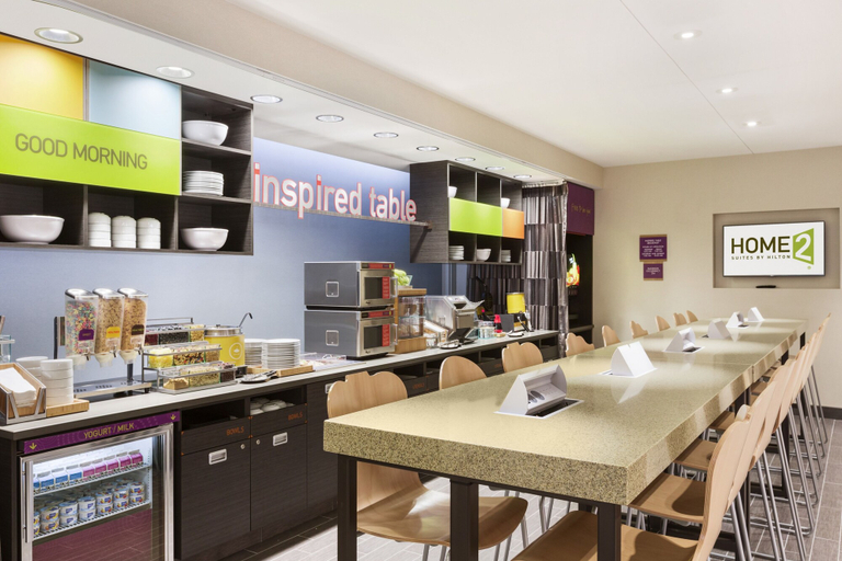 Food & Drinks 5, Home2 Suites By Hilton Sioux Falls/Sanford Medical Center, Minnehaha