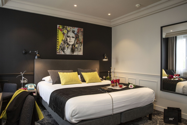 Bedroom 3, Allobroges Park Hotel, Haute-Savoie