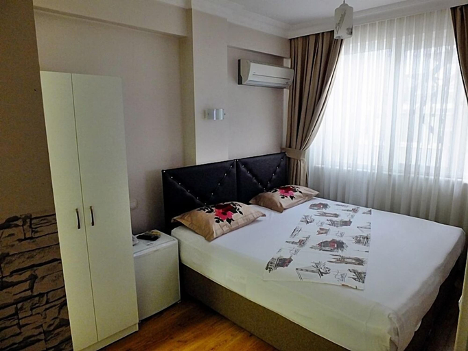Bedroom 5, Kadikoy Port Hotel, Kadıköy
