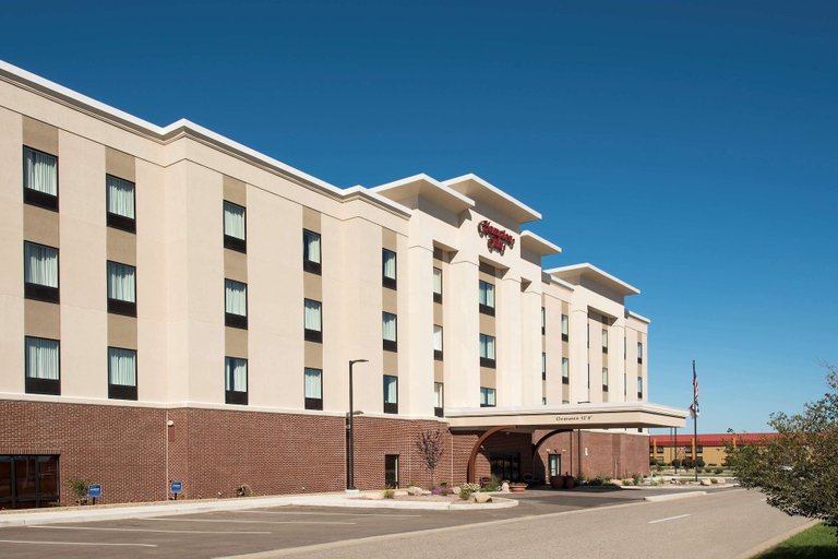 Exterior & Views 2, Hampton Inn Kalamazoo, Kalamazoo