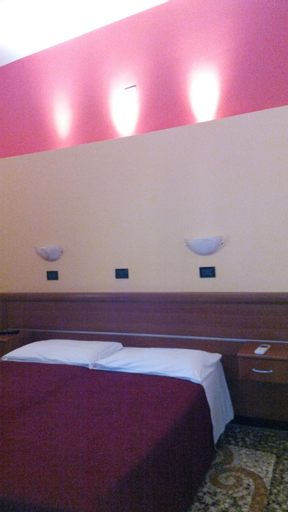 Bedroom 4, Hotel Le Tre Stazioni, Genova