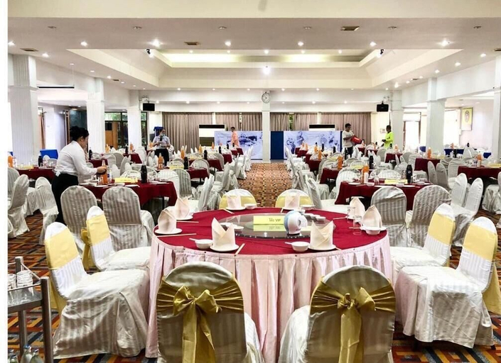 Food & Drinks 4, DadD Resort by Lopburi Inn Resort, Muang Lop Buri