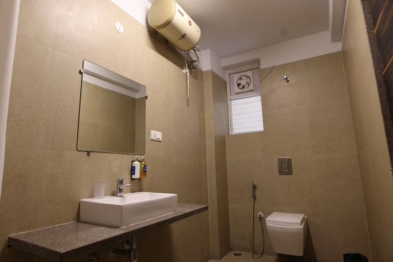 Bathroom, Hotel Trance Babylon Executive Stays, Hyderabad