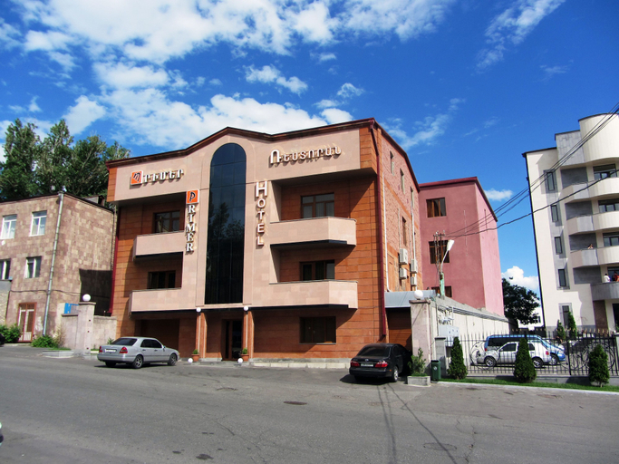 Exterior & Views 2, Primer Hotel, Yerevan