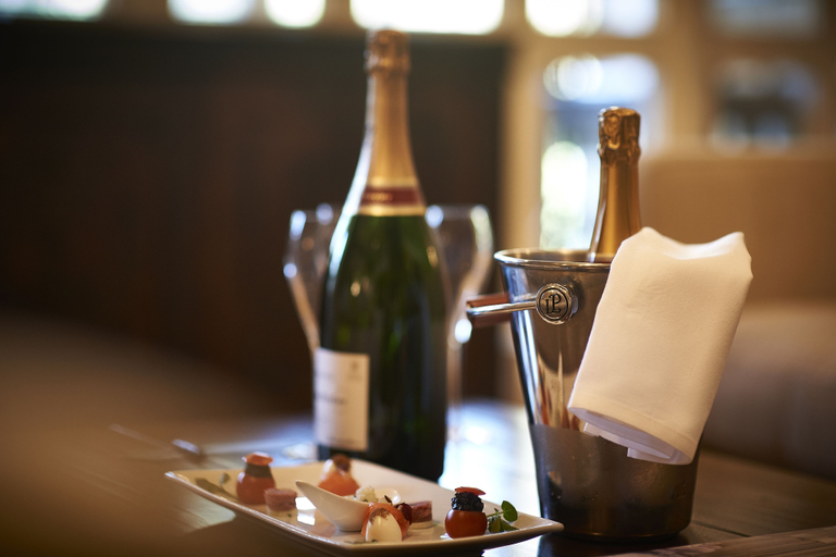 Food & Drinks 5, The Manor Elstree, Hertfordshire