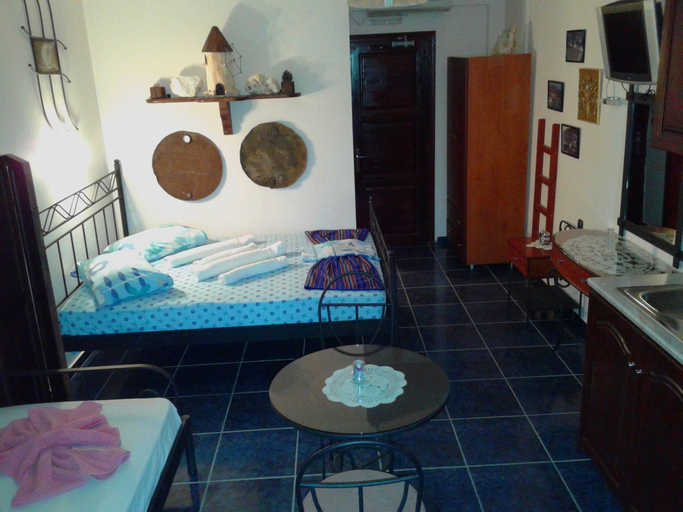 Bedroom 2, Bilios Apartments, North Aegean