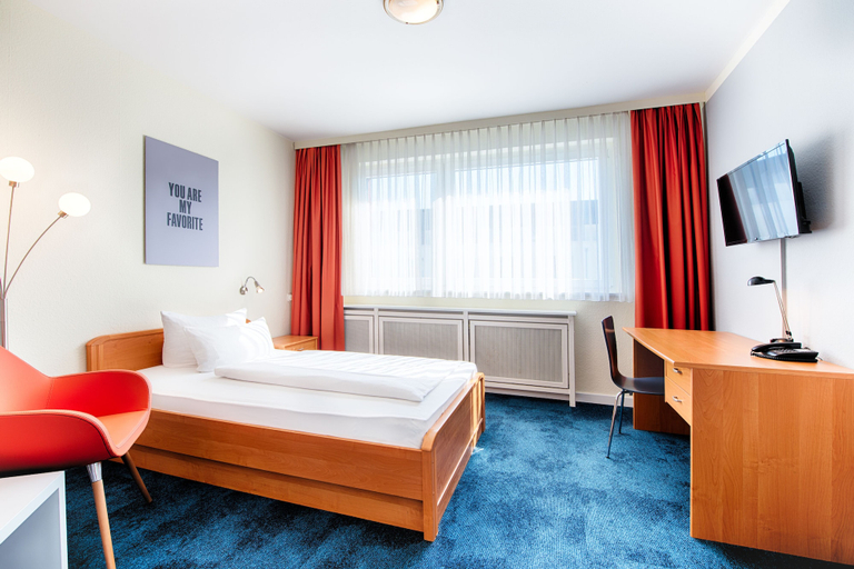 Bedroom 4, Hotel Carolinenhof, Berlin