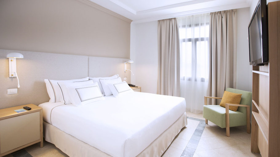 Bedroom 4, Melia Villaitana, Alicante