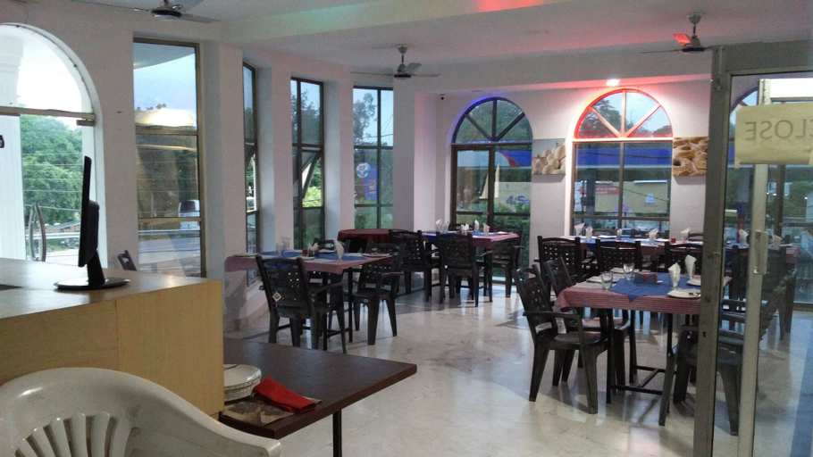 Food & Drinks 5, EuroStar Inn, Chhatarpur