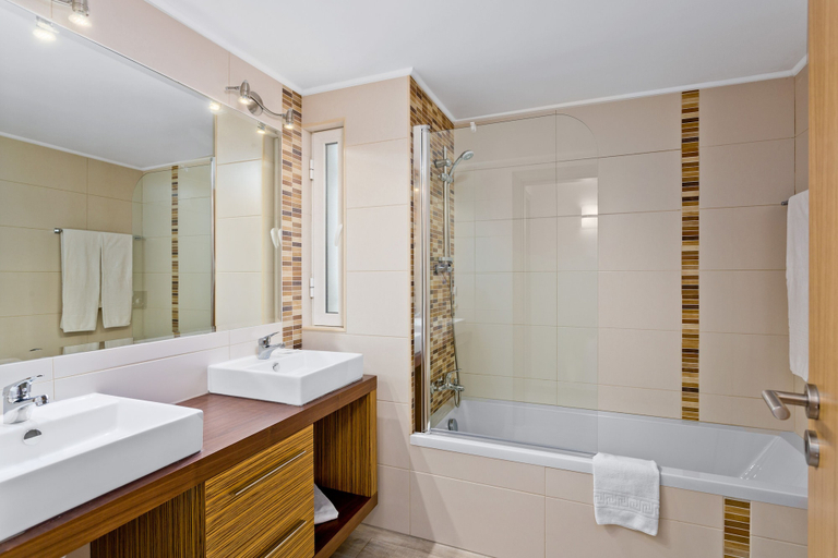 Bathroom 4, Prado Villas, Loulé