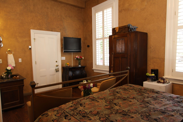 Bedroom 3, Napa Inn, Napa