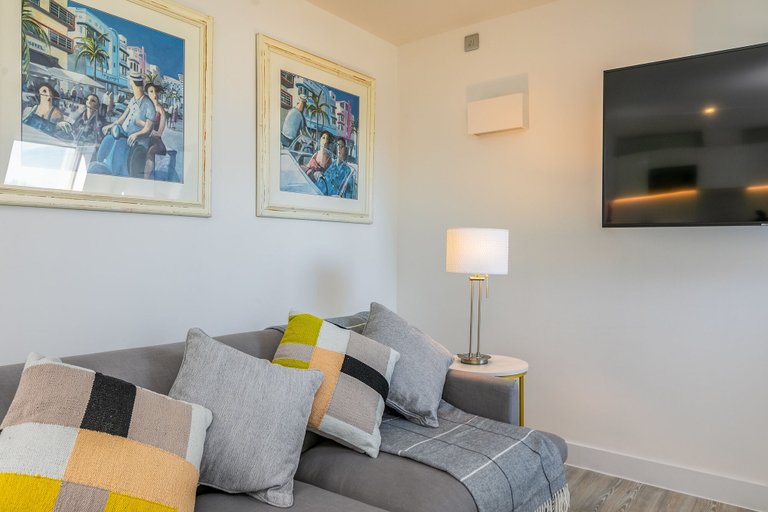 Others 5, The Faculty Apartments, Wokingham