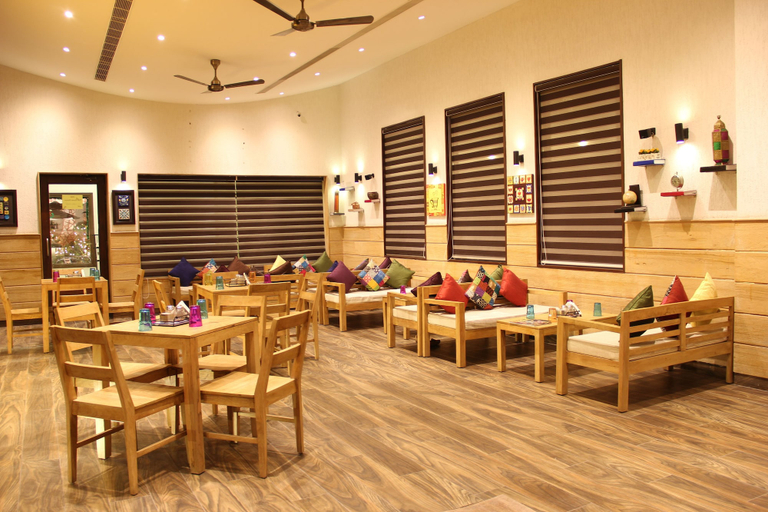 Food & Drinks 5, Hotel Ratnawali, Jaipur