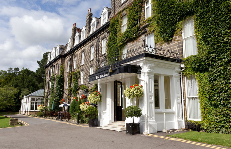 Exterior & Views 2, Classic Lodges The Old Swan Hotel, North Yorkshire
