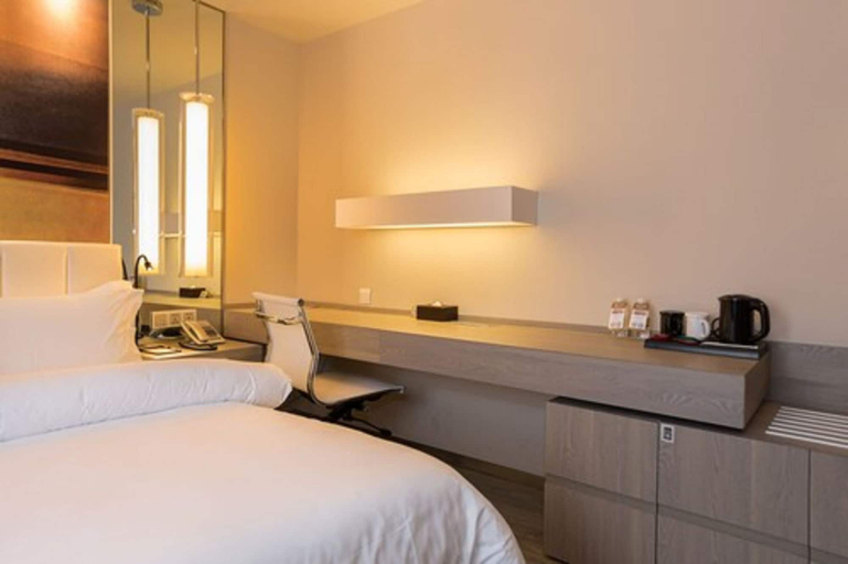 Bedroom 3, JinJiang Metropolo Hua Ting Guest House, Shanghai