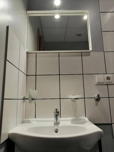 Bathroom 2, Bed&Breakfast Baznicas 33, Riga