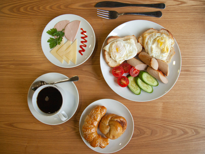 Food & Drinks 5, Eagle House Inn, Vladivostok gorsovet