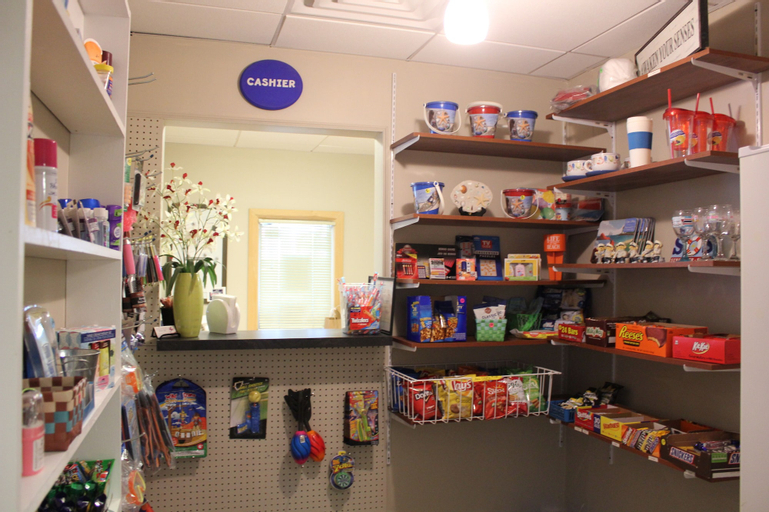 Food & Drinks 5, Microtel Inn & Suites by Wyndham York, York