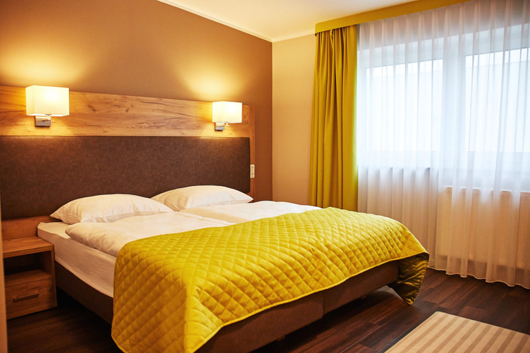 Bedroom 4, Joos Hotel, Rhein-Erft-Kreis